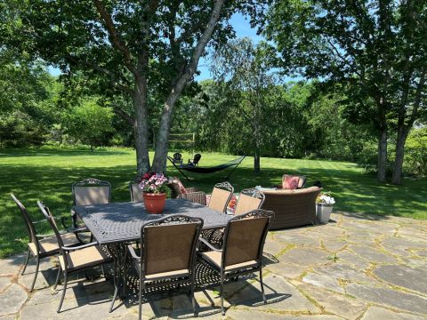 Patio & Yard Area
